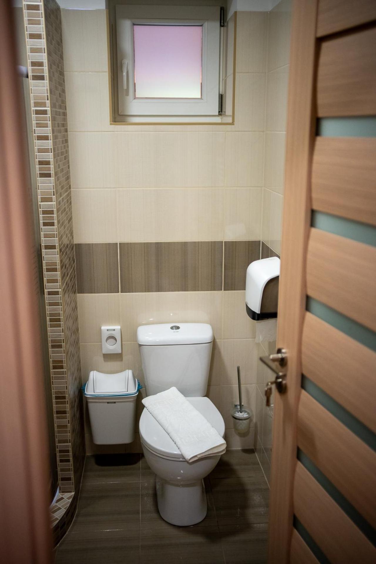 Holiday Apartmanhaz Gyula Buitenkant foto